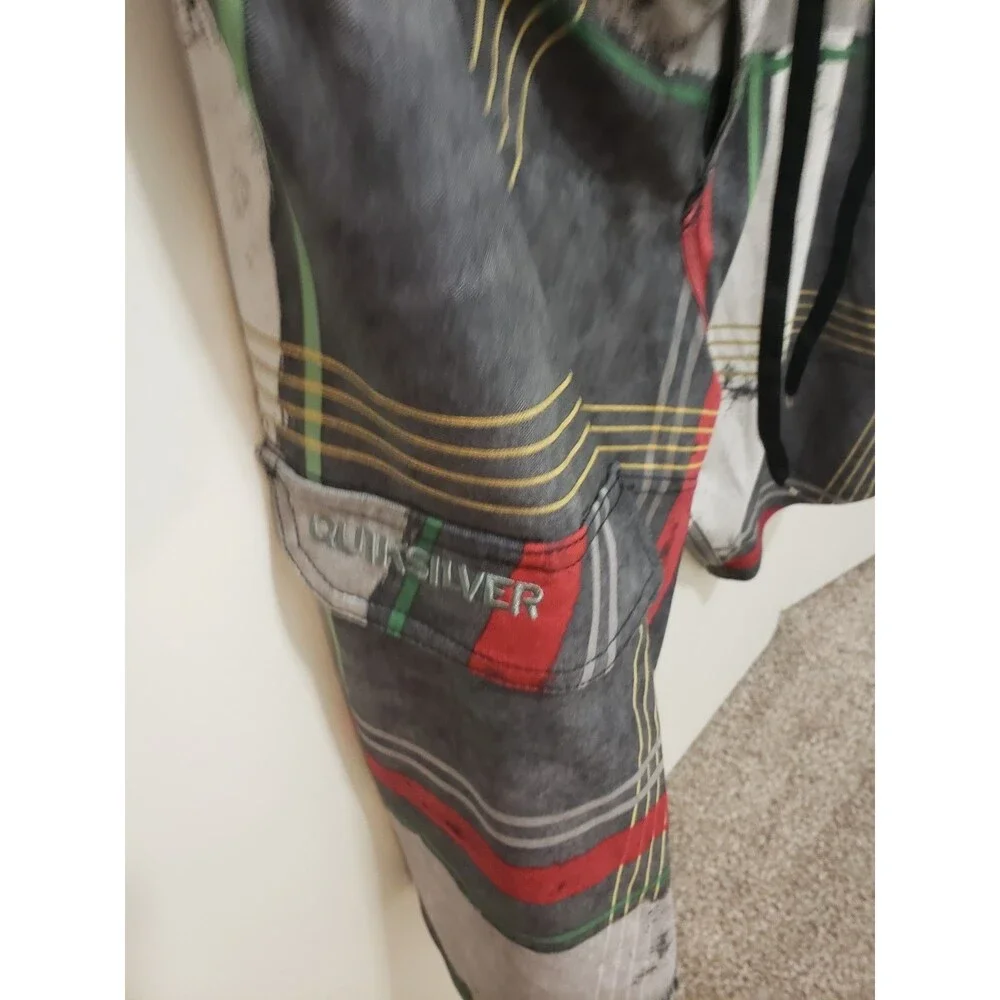 Unique Style Quiksilver Swims Shorts Men's Size 32 RARE SAMPLE ITEM New